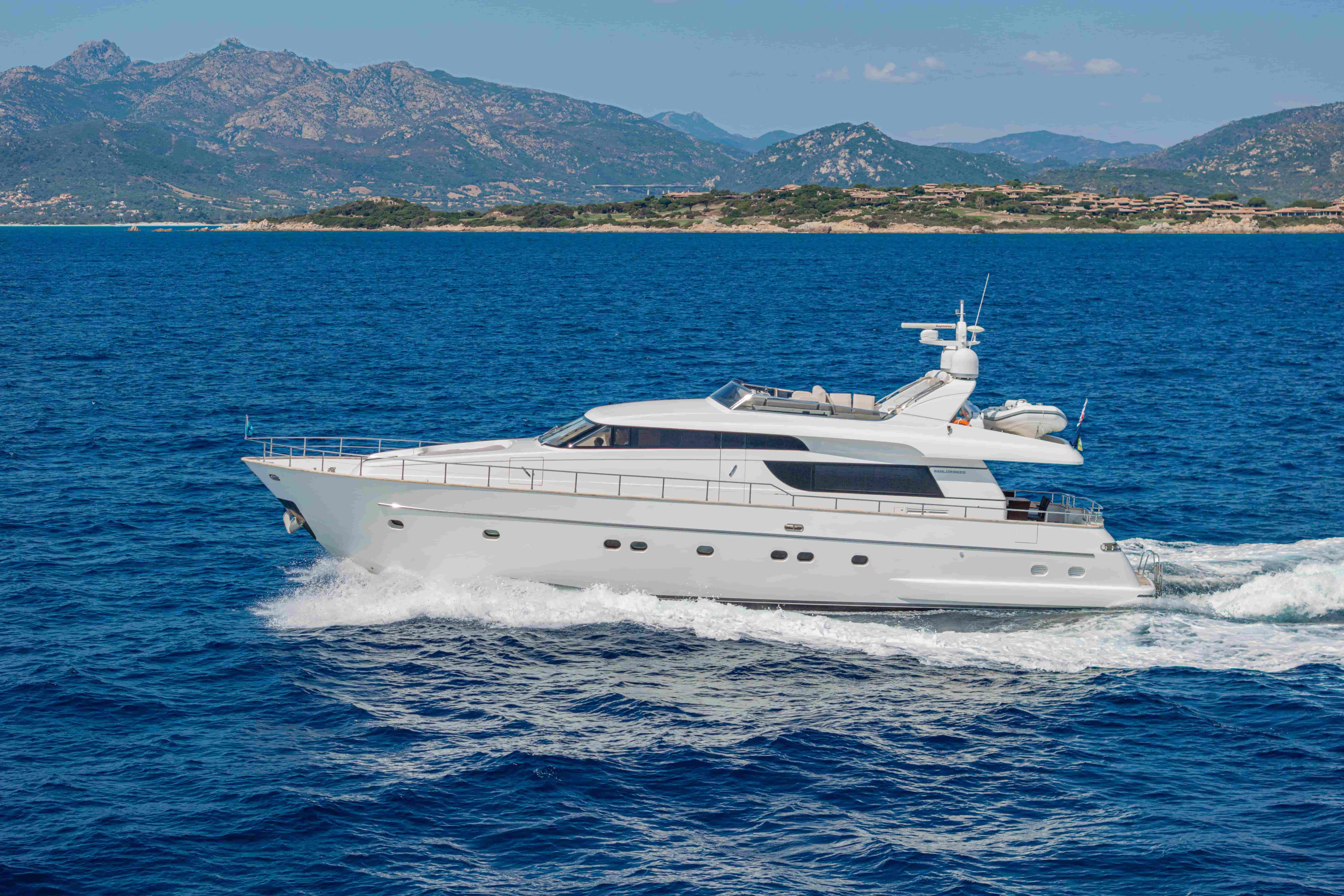 Sanlorenzo SL 72