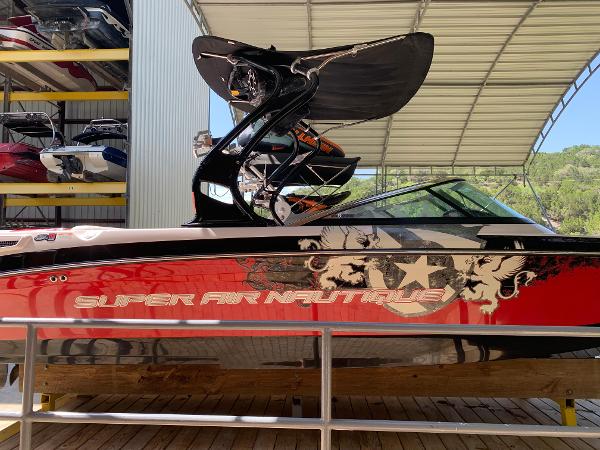 Correct Craft Super Air Nautique 230 1
