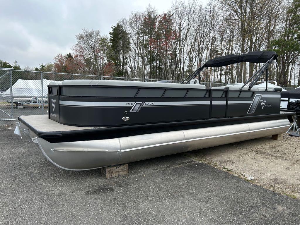 2023 Viaggio Lago L25C