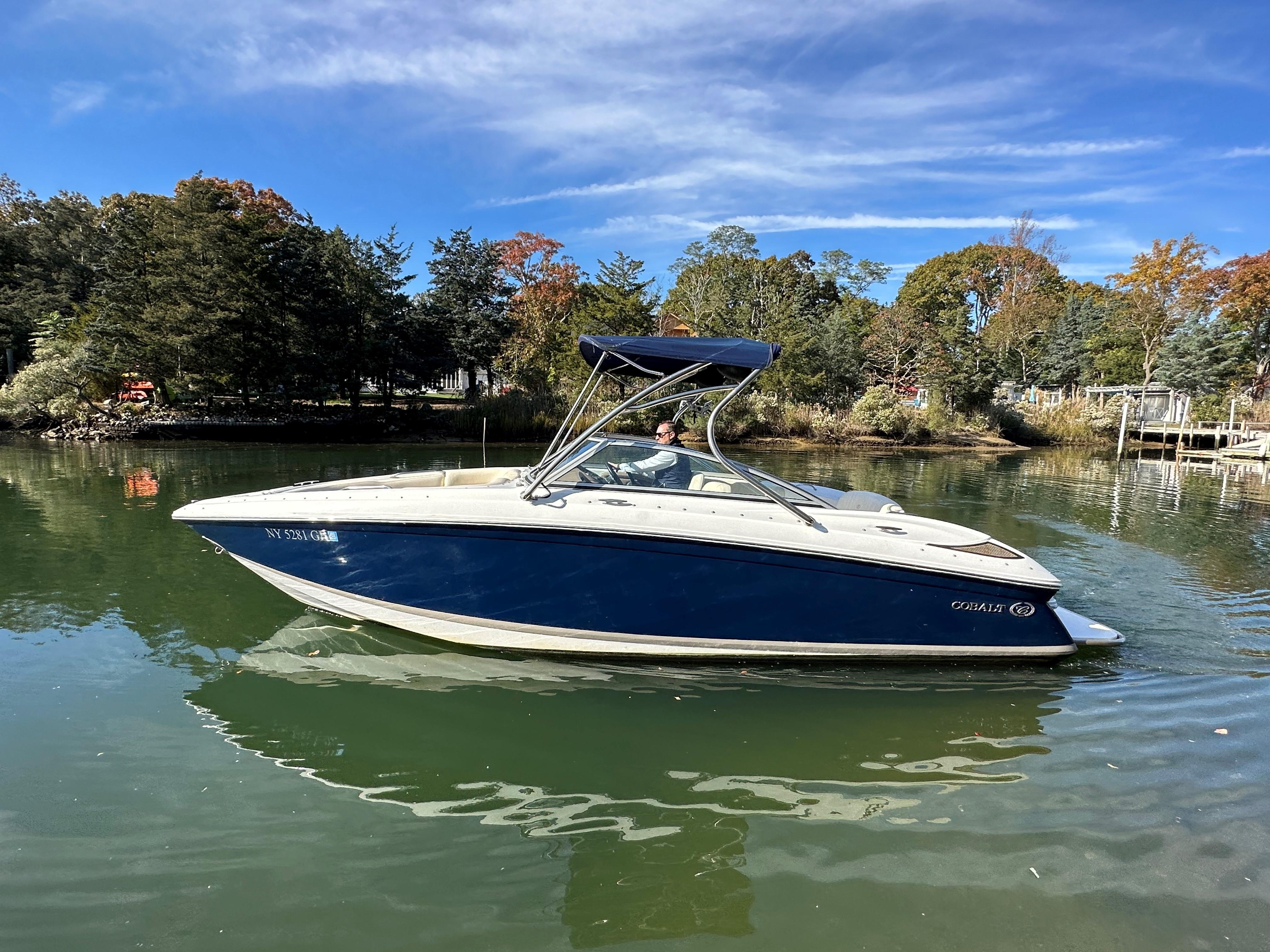 2010 Cobalt 242, Freeport New York - boats.com