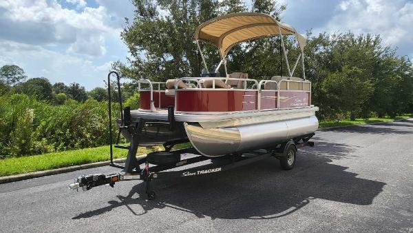 2025 Sun Tracker Bass Buggy 16 XL Select