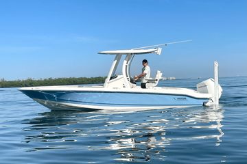 2026 Boston Whaler 220 Dauntless