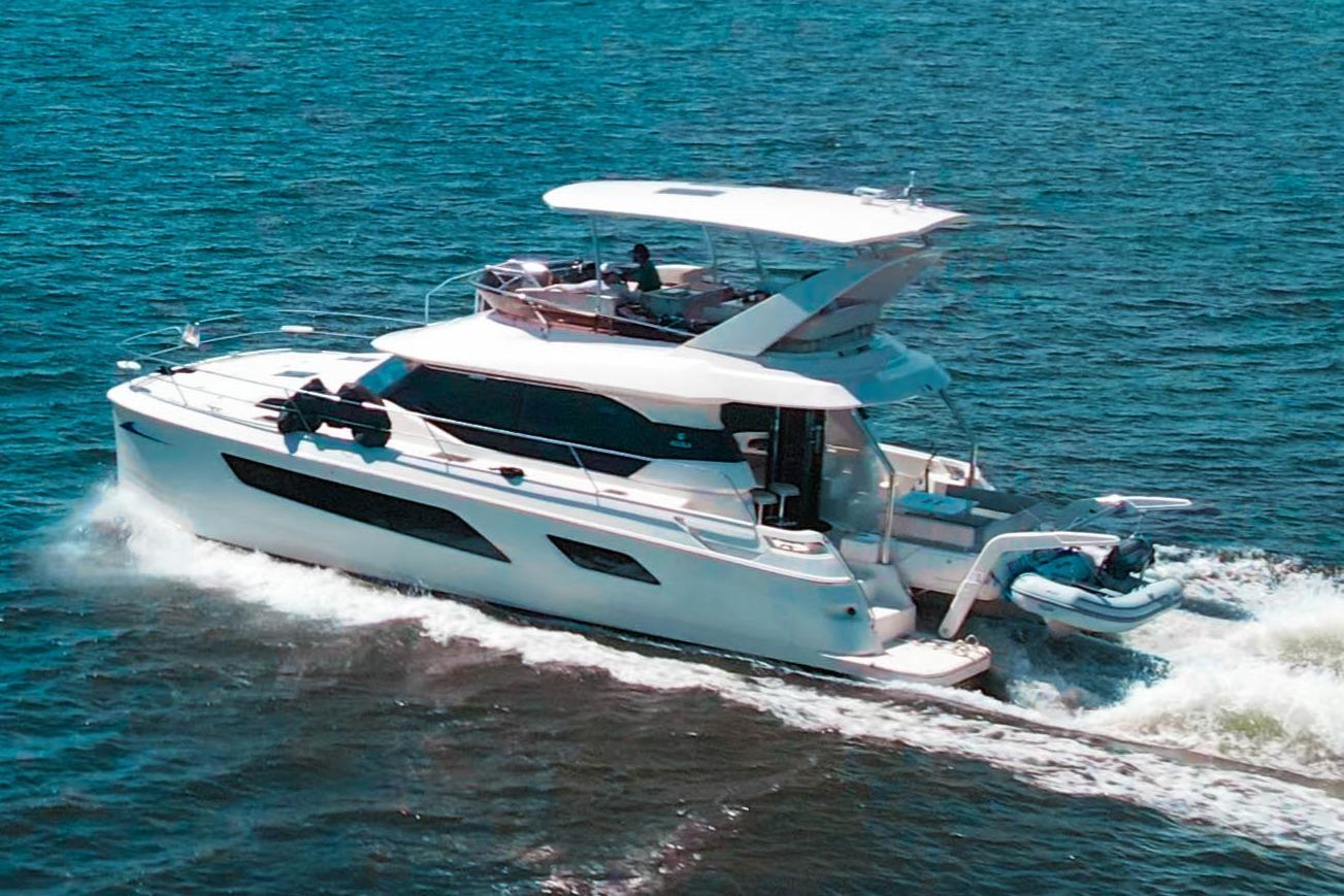 2017 Aquila 44 Yacht