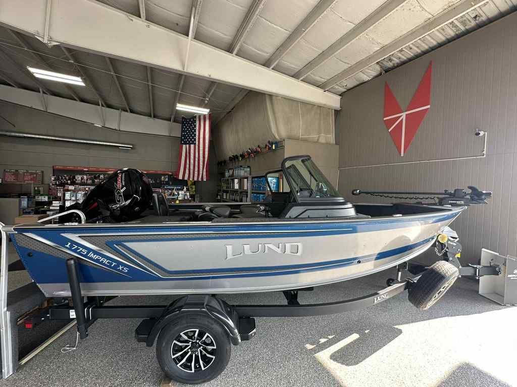 2026 Lund 1775 Impact XS Sport