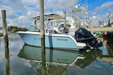 2023 Sailfish 276 DC
