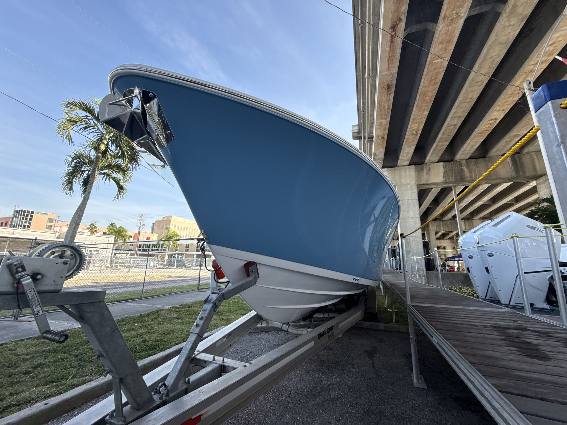 2026 Sportsman Open 352 Center Console