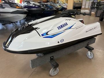 2026 Yamaha WaveRunner Superjet®
