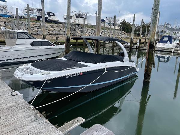 2022 Four Winns HD3