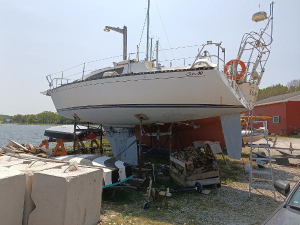 1988 Aloha 30