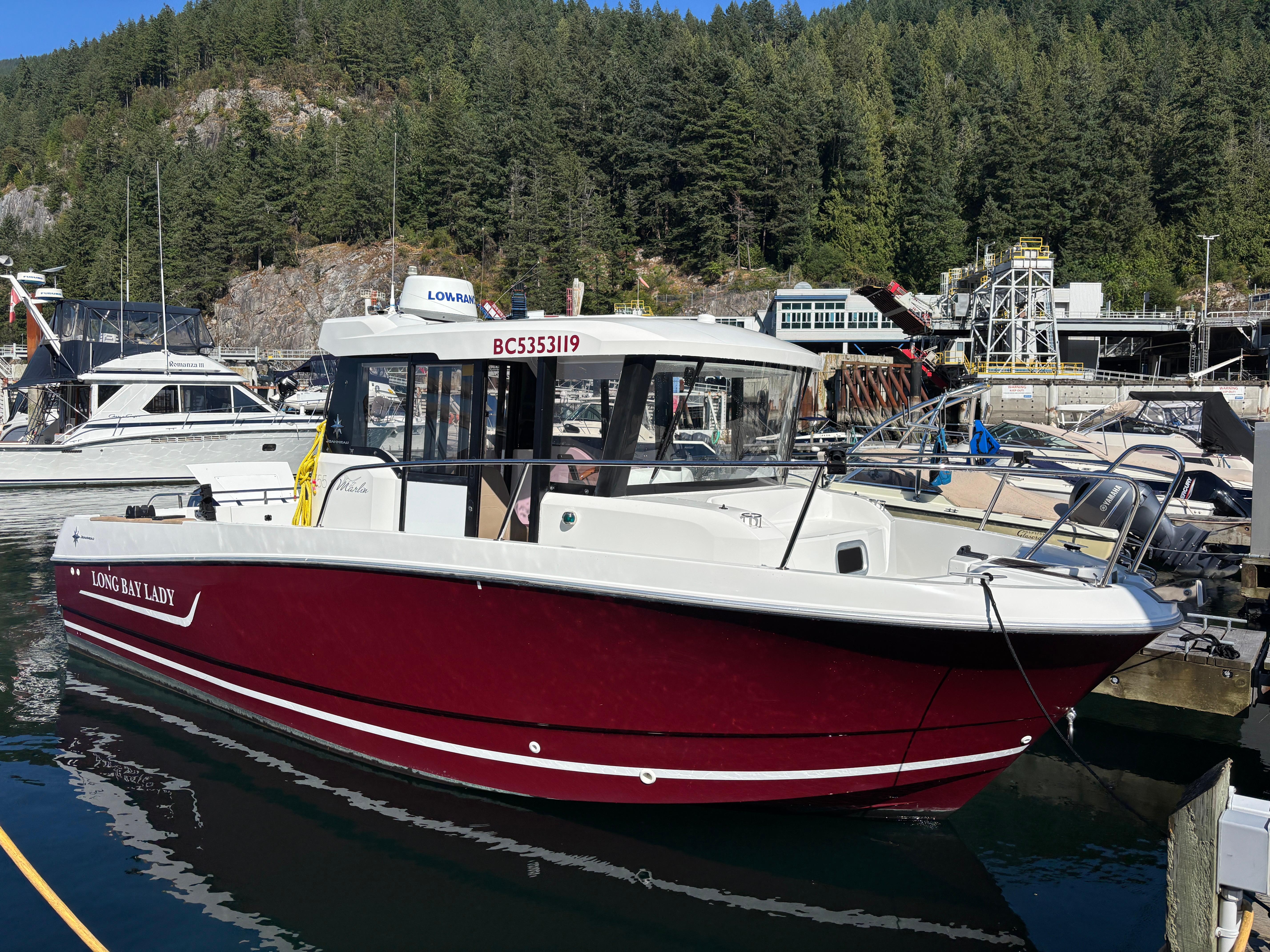 2014 Jeanneau 755 Marlin