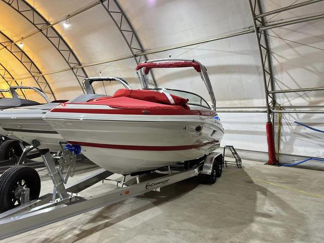 2024 Crownline 250 XSS