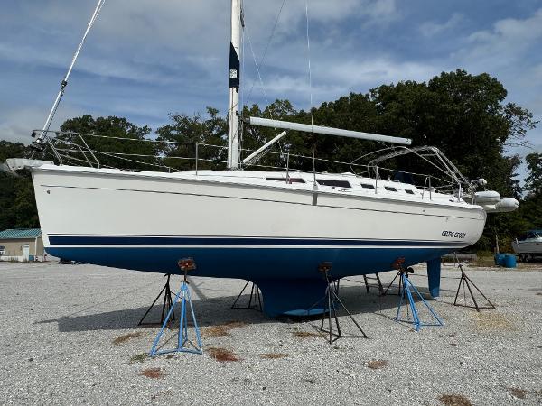 2008 Hunter 38