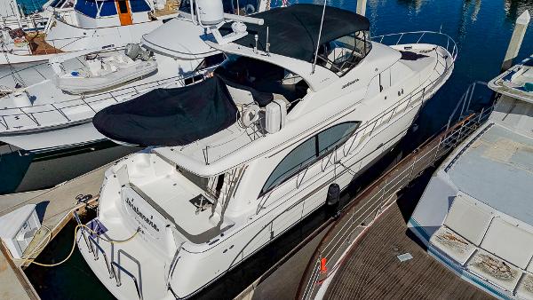 Meridian 580 Pilothouse
