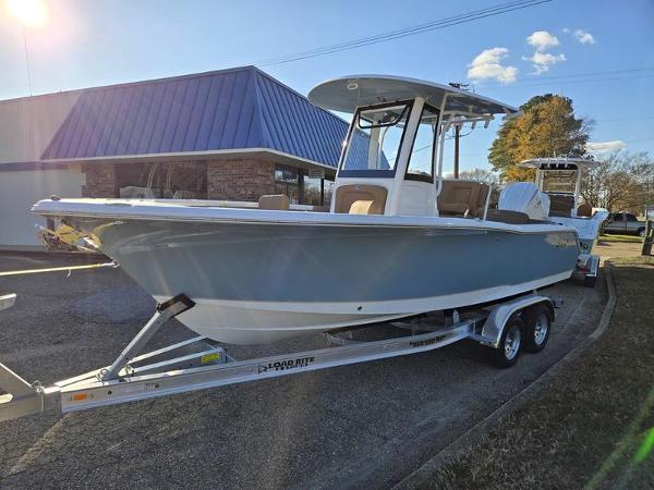 2025 Sea Hunt Ultra 245SE