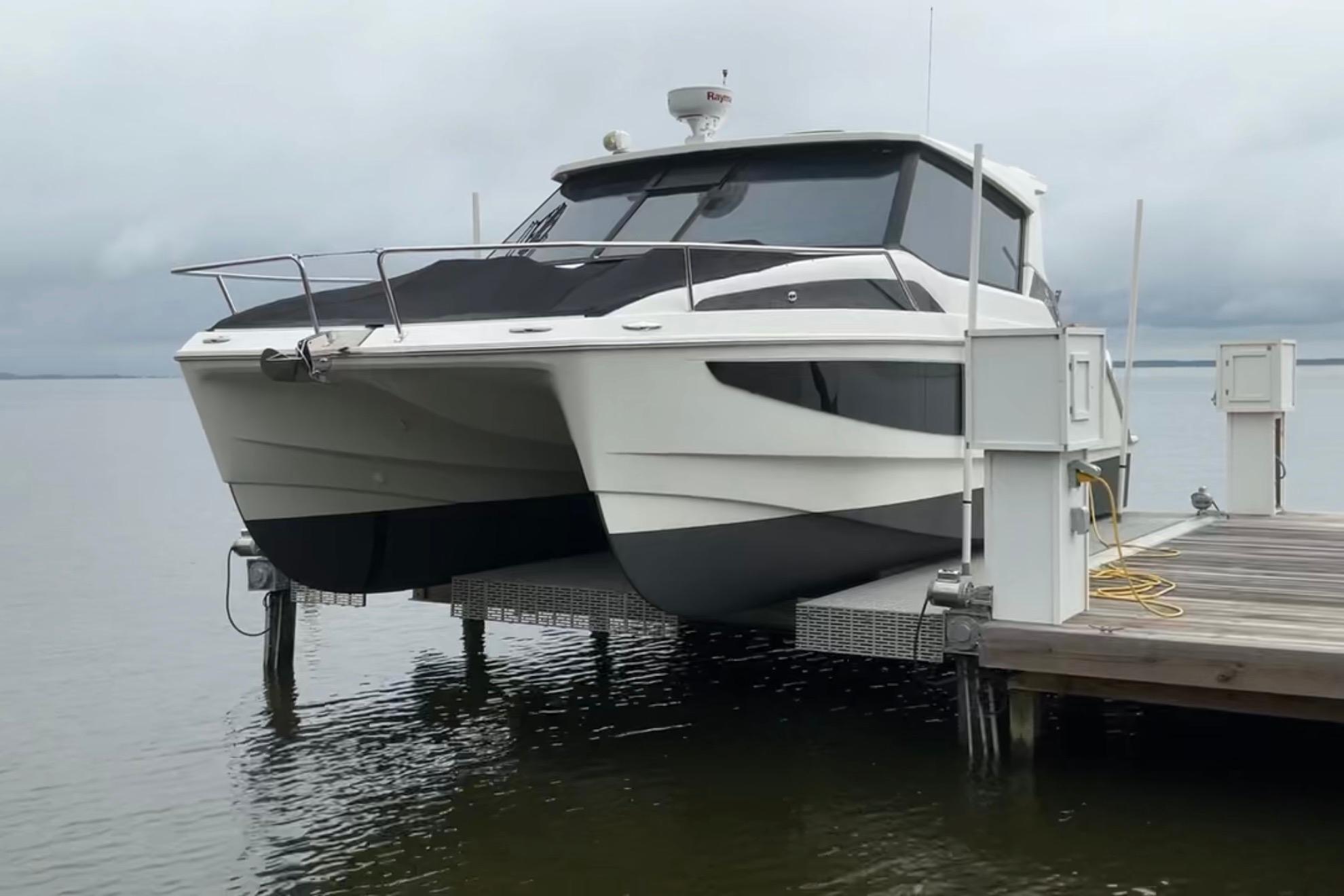 2022 Aquila 36 Sport