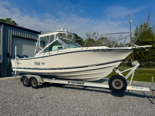 1998 Regulator 26 Express