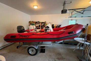 2017 Zodiac Bayrunner 420