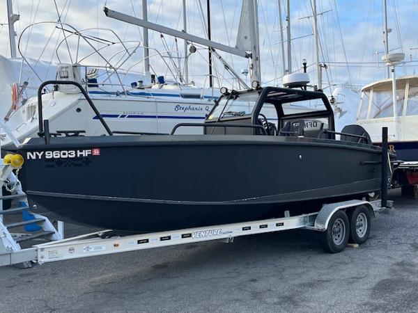 2022 XO Boats 250 DFNDR