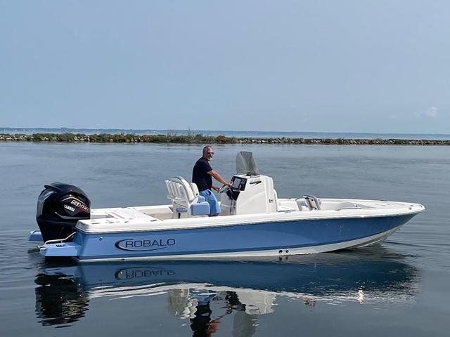 Robalo 226 Cayman