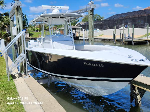 2001 Jupiter 31 Open Center Console