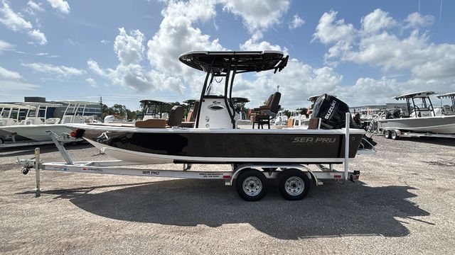 2025 Sea Pro 230 Bay