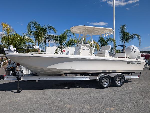 2025 Skeeter SX 2550 Family