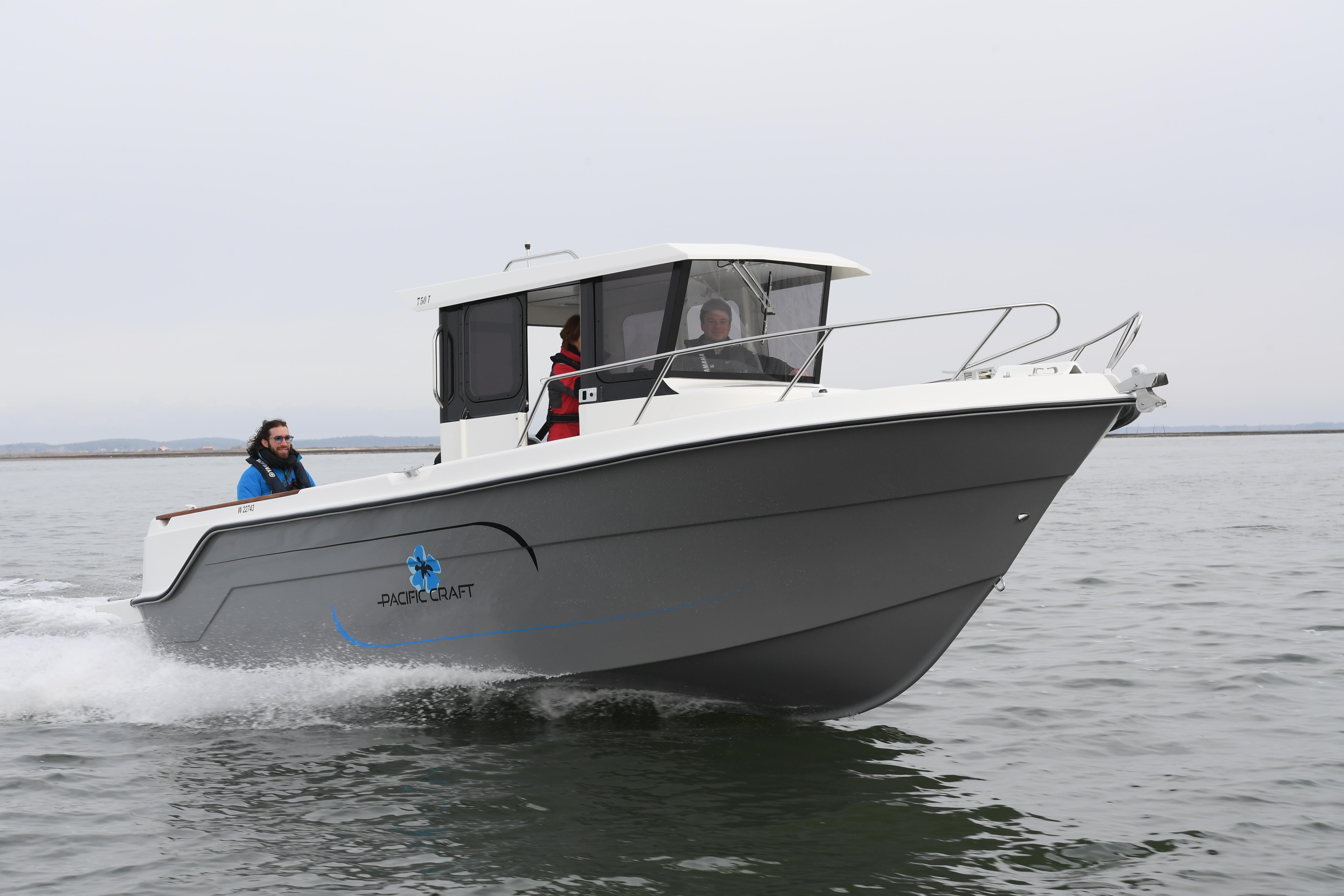 2025 Pacific Craft 750 T