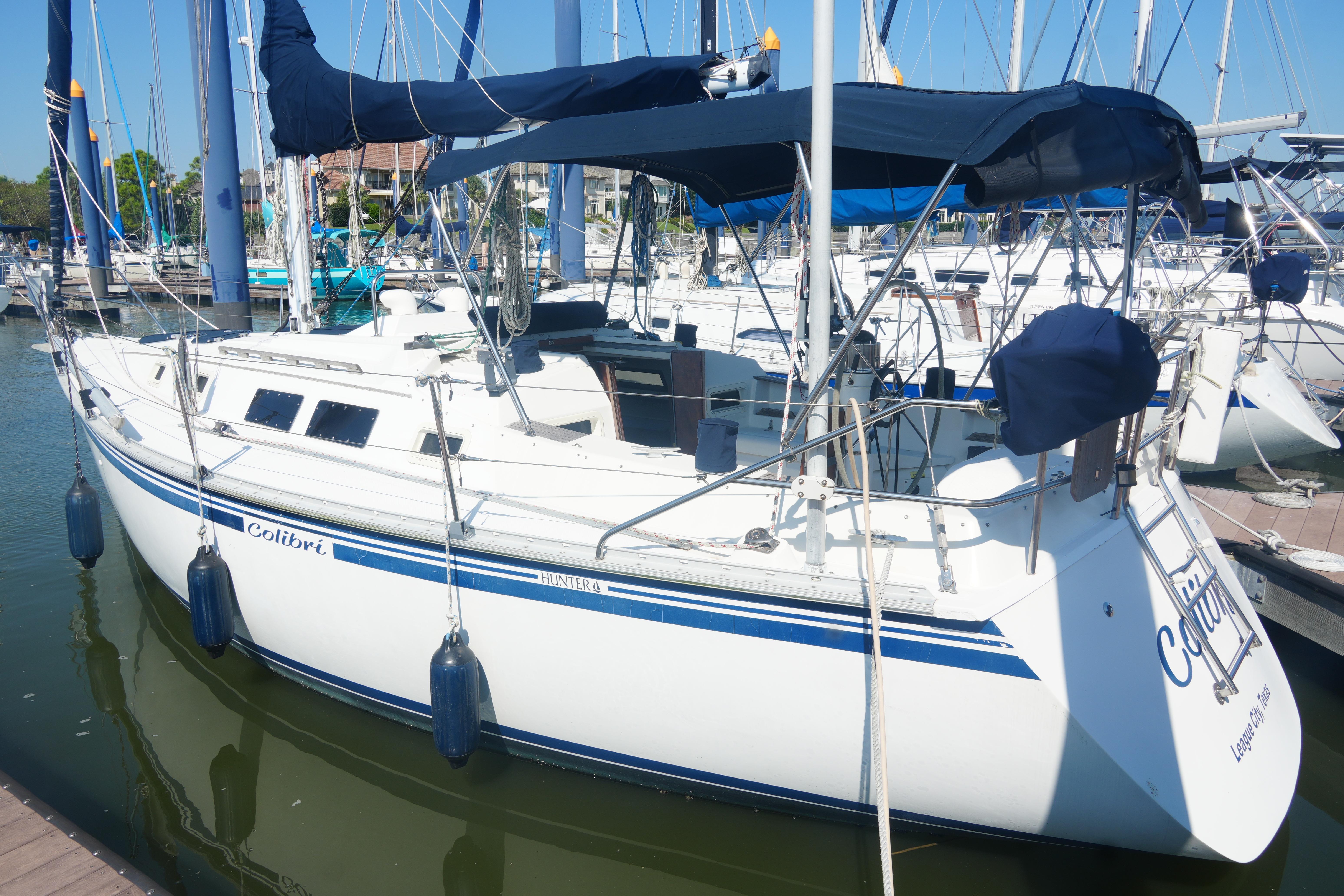 1986 Hunter 34