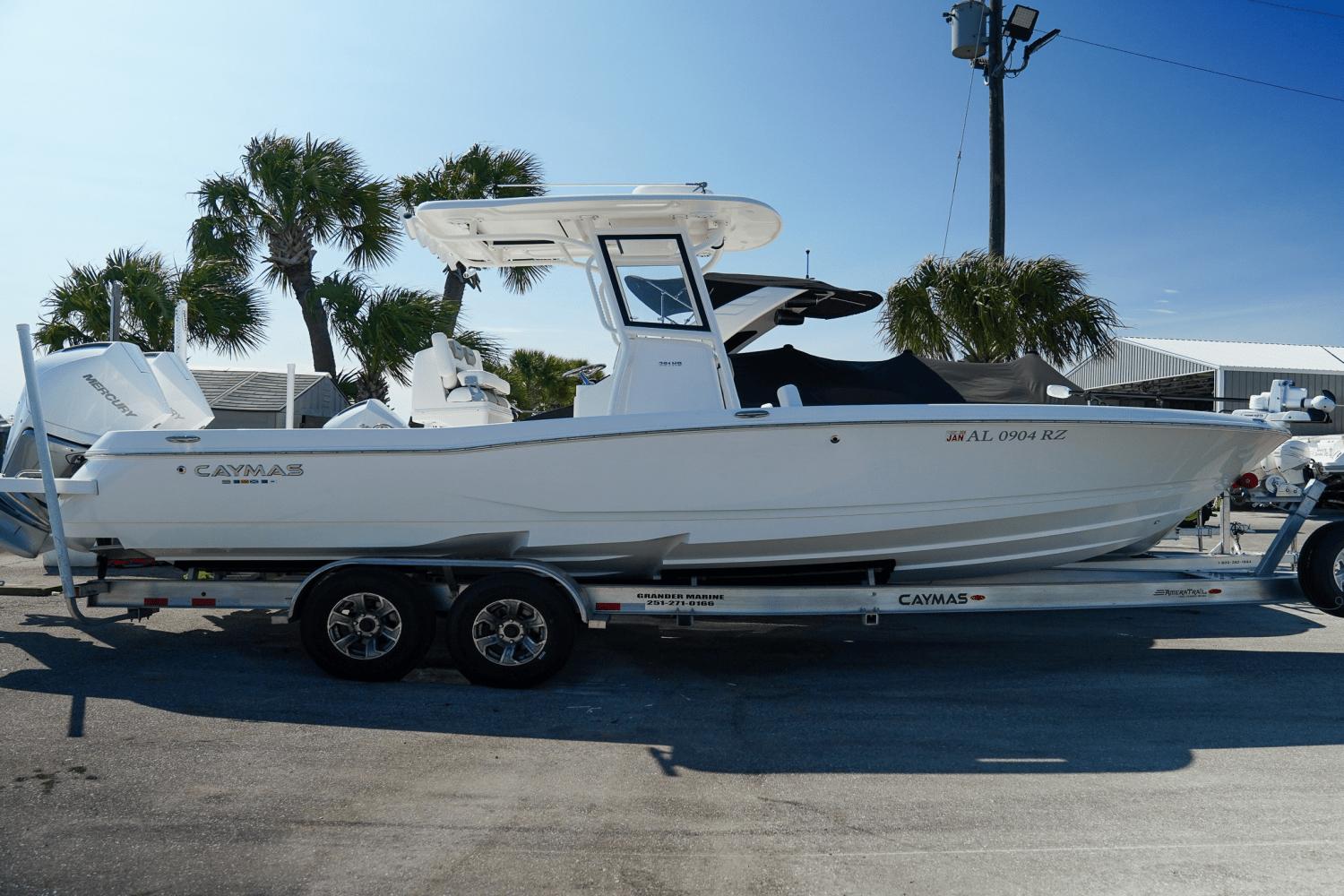 2025 Caymas 281 HB TWIN