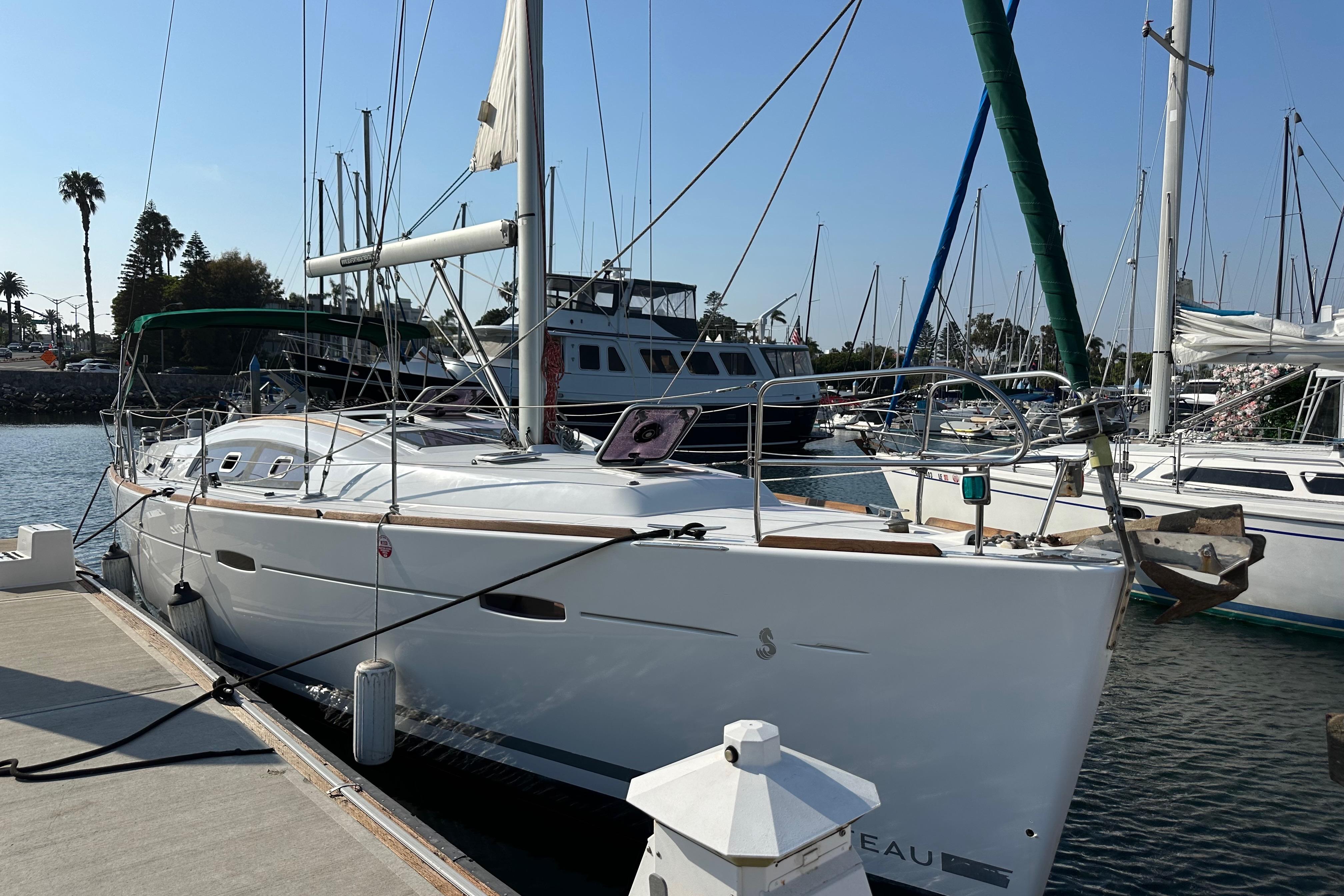 2011 Beneteau Oceanis 40