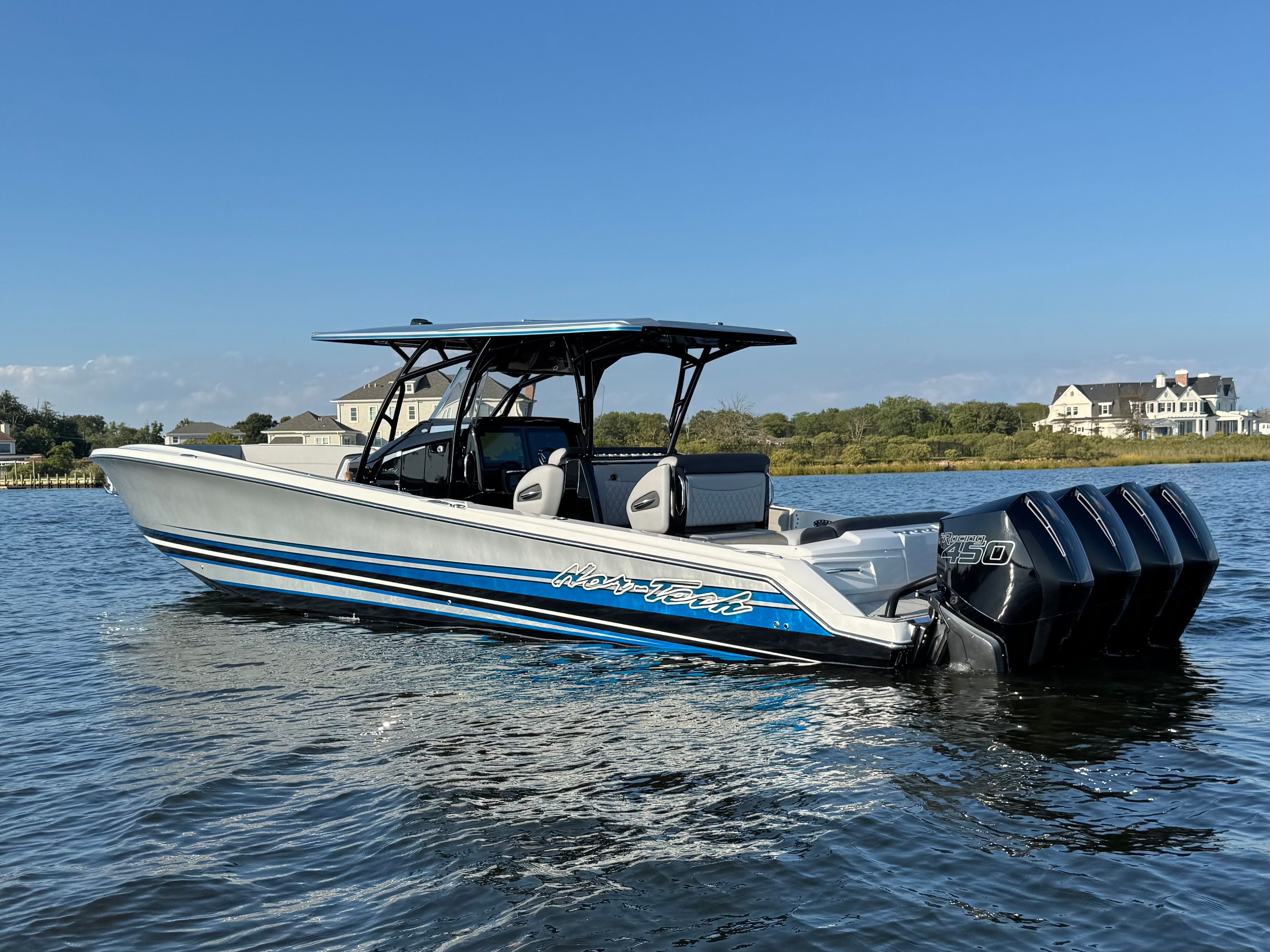 2023 Nor-Tech 390 Sport Center Console