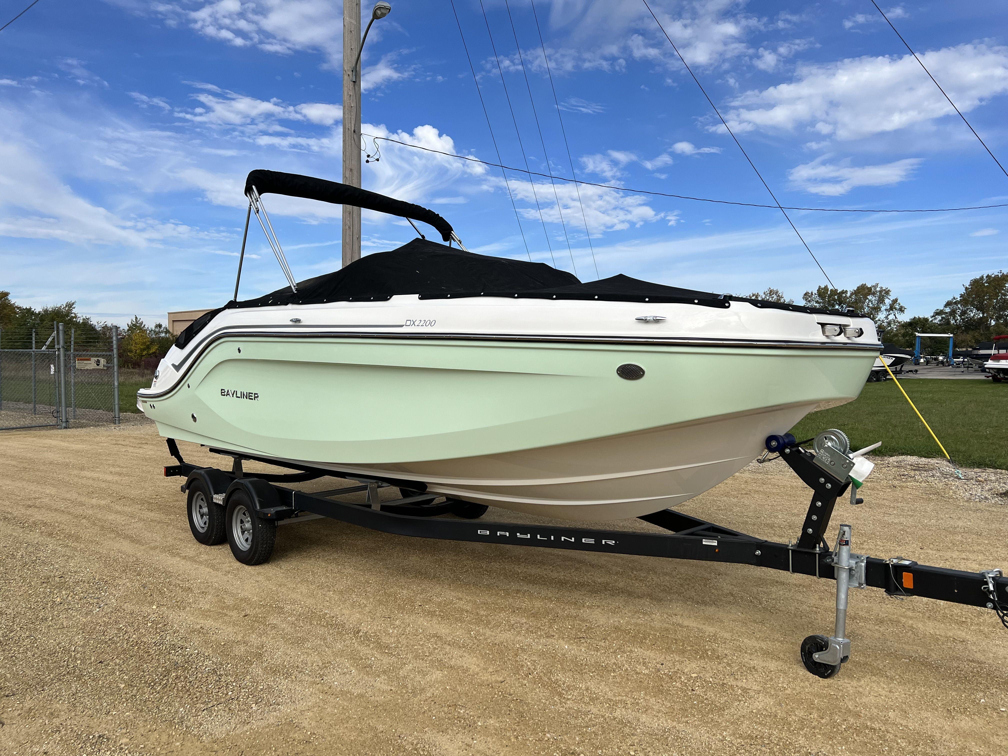 Bateaux pontés BaylinerDx 2200 Bateaux en vente - boats.com