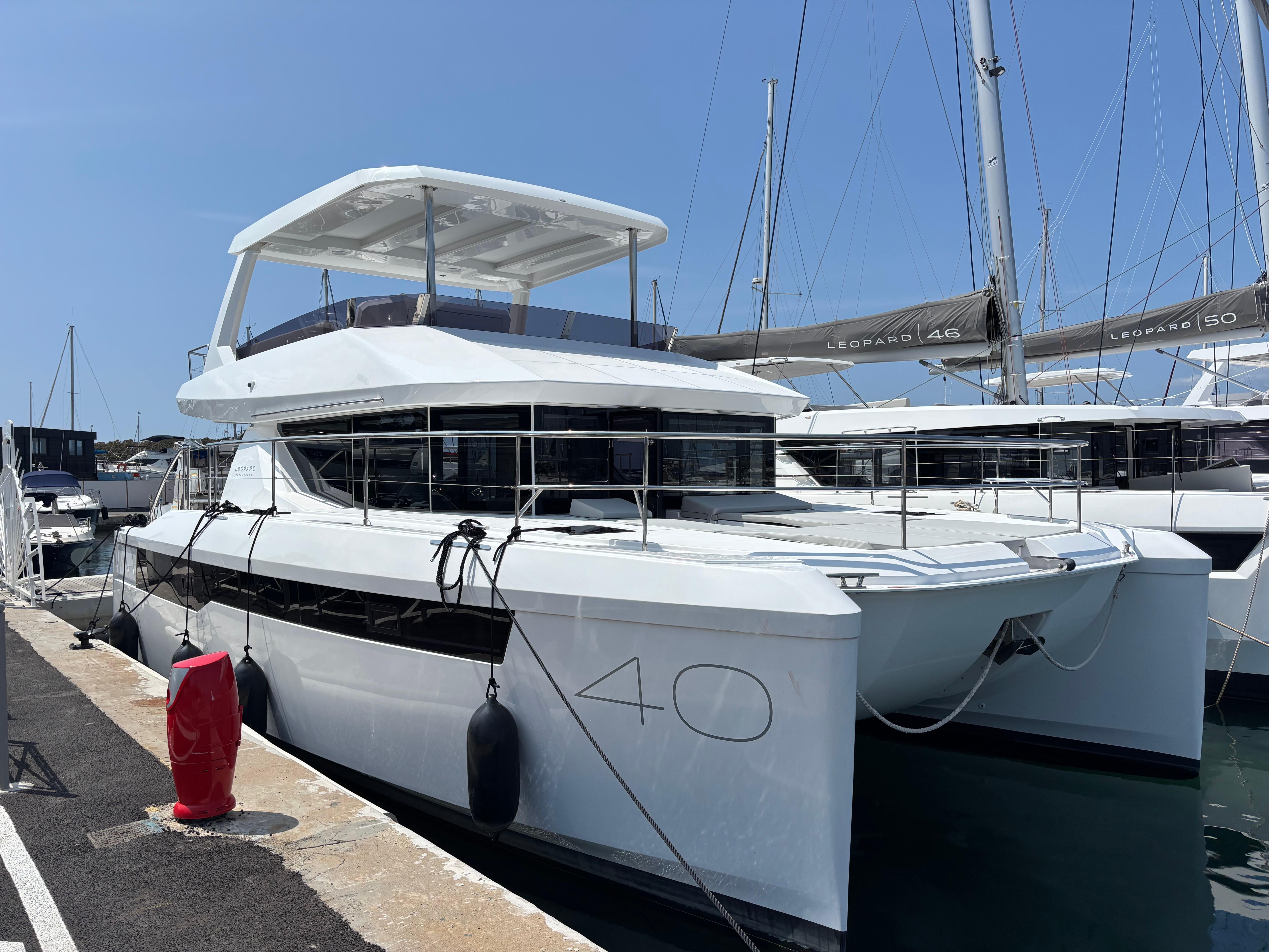 2025 Leopard 40 Powercat