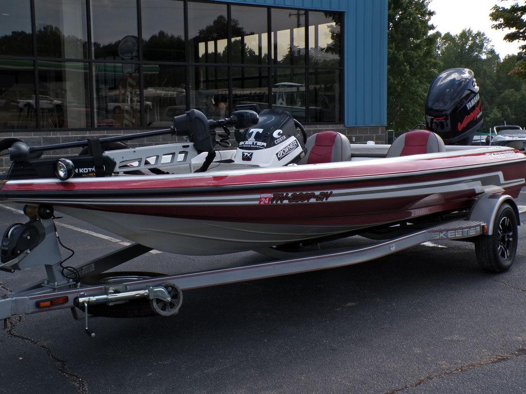 2010 store skeeter zx200