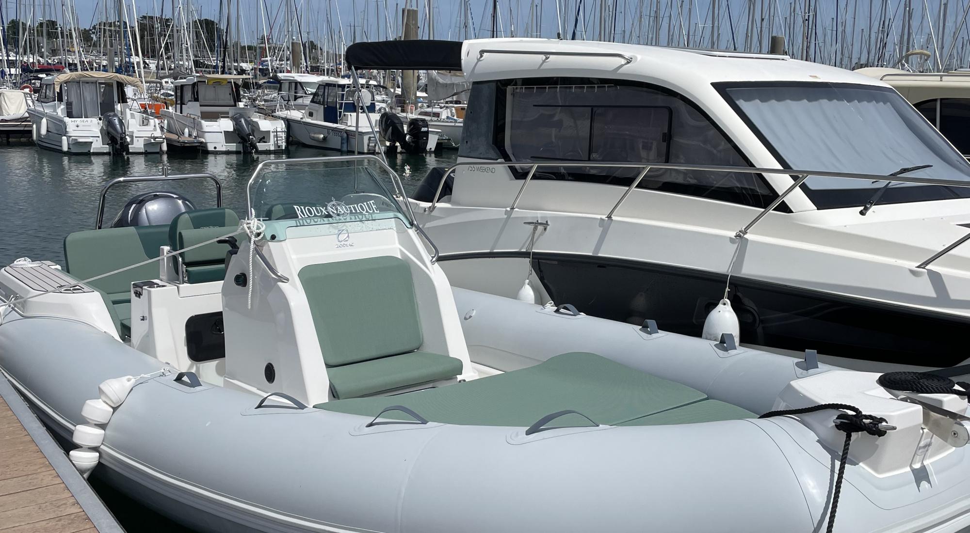 2023 Zodiac Medline 7.5