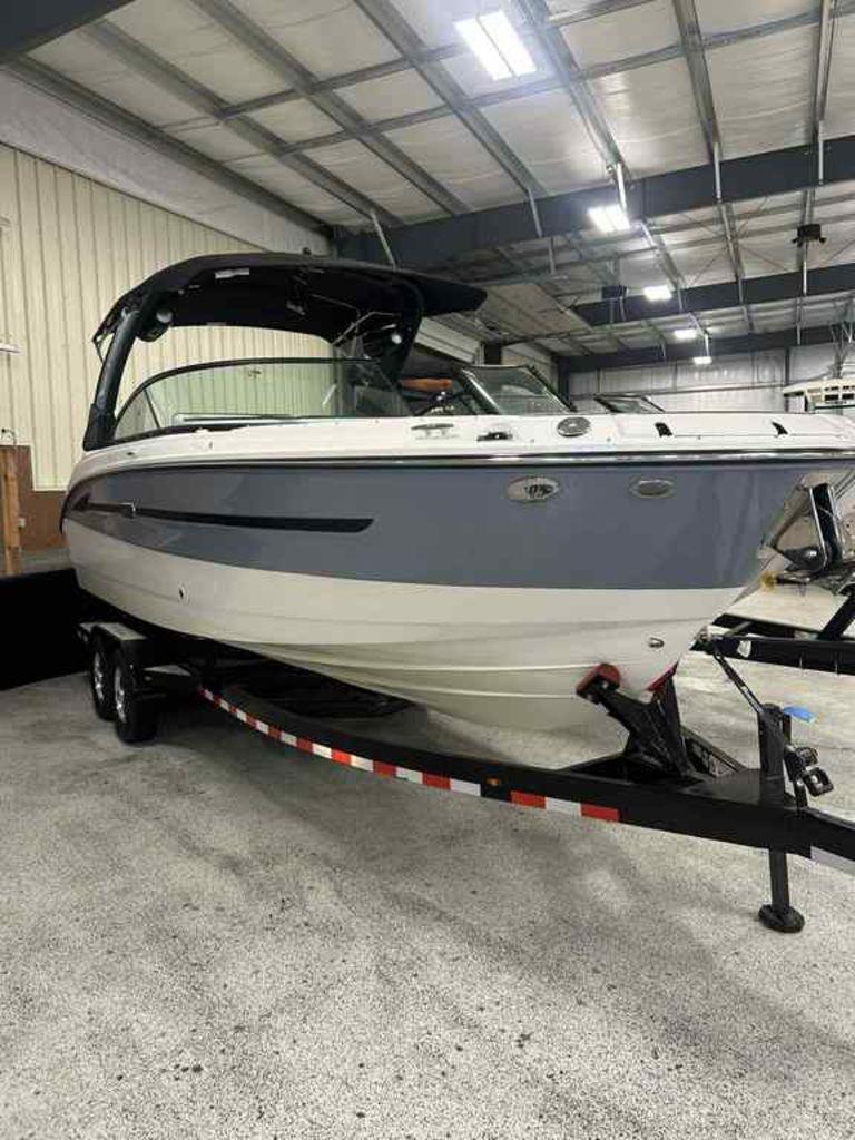 Sea Ray SDX 270 Surf