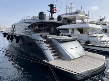 2012 Pershing 92