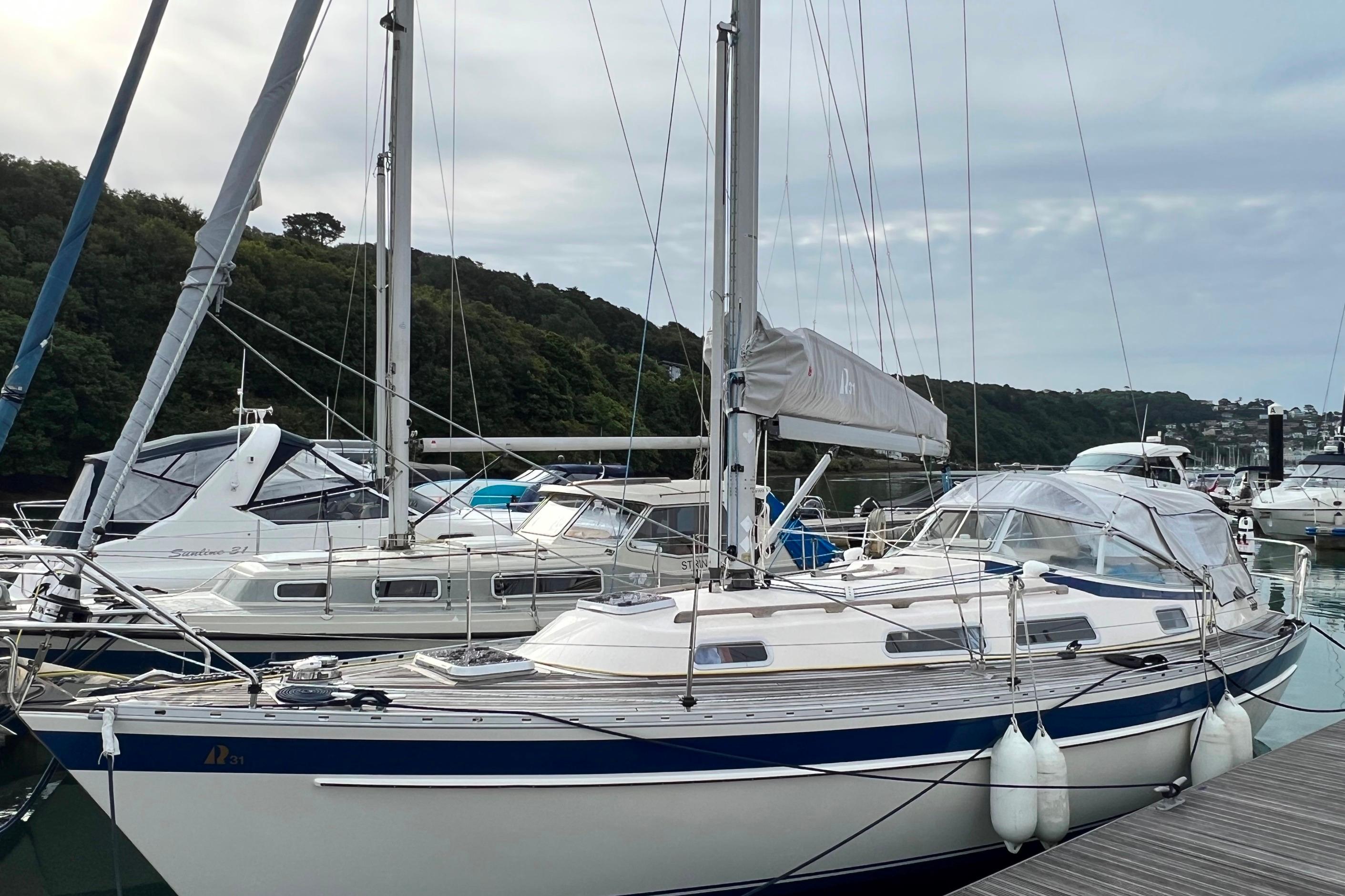 1999 Hallberg-Rassy 31