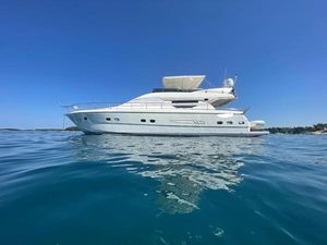 Vizianello VZ 18 2005 Vizianello VZ 18 yacht on calm blue water under clear sky.