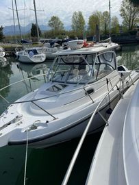 2005 Boston Whaler 255 Conquest