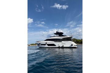 2025 Ferretti Yachts 670