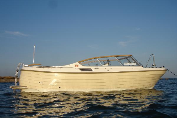 2009 Marex 210 Duckie