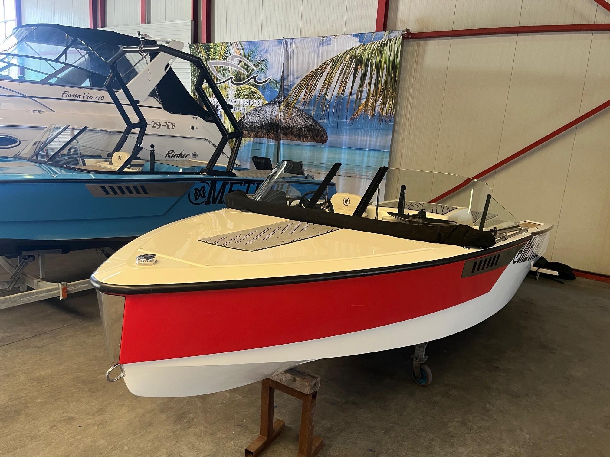 Method Boats V. Ski 6.2 club