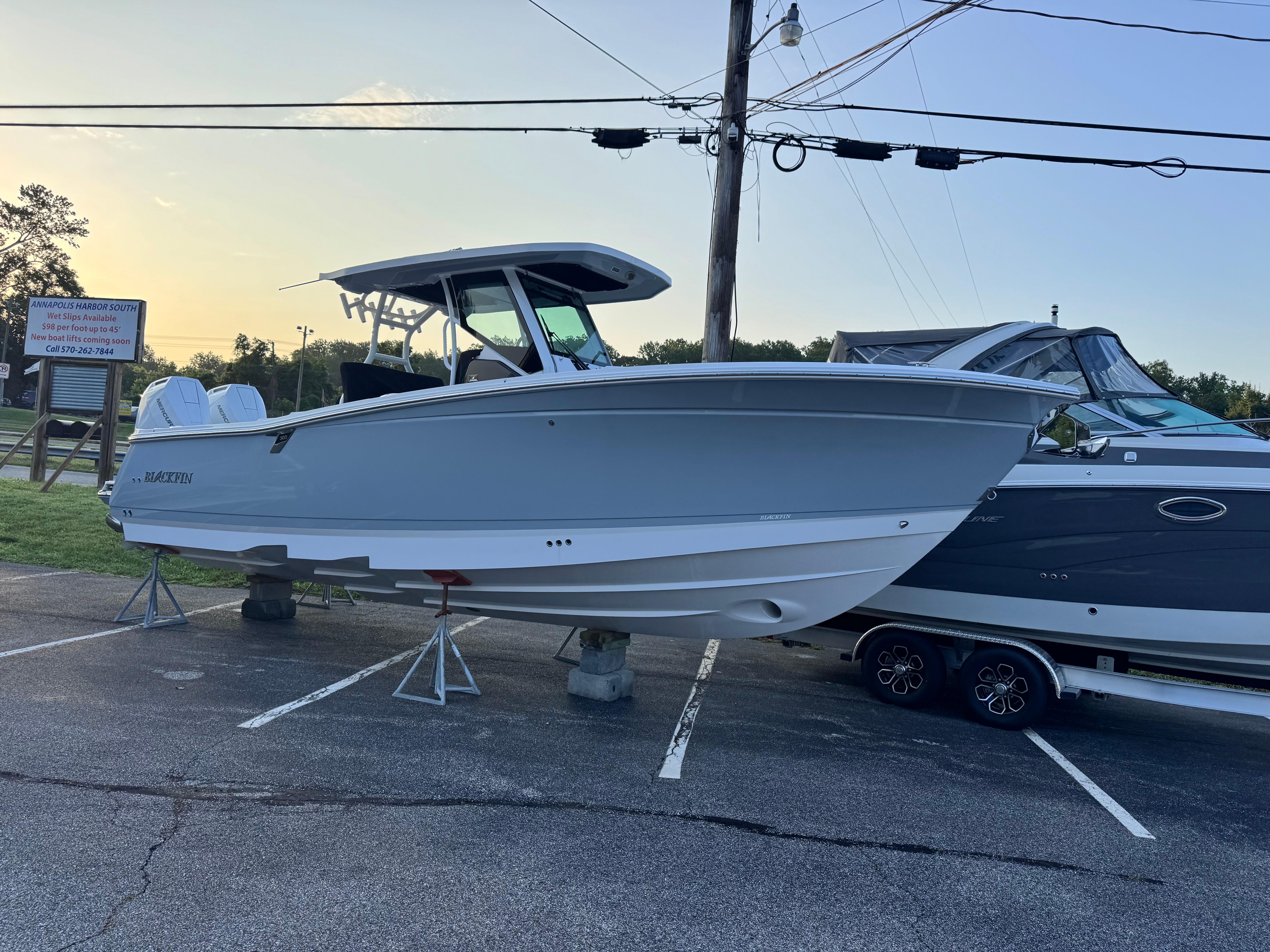 2025 Blackfin 302 CC