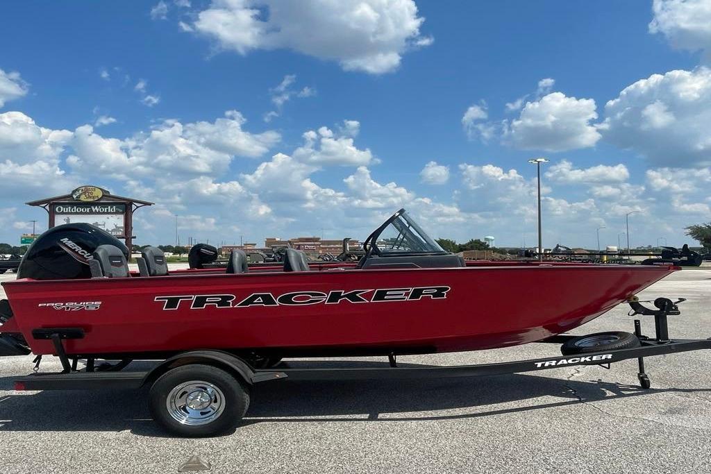 2026 Tracker Pro Guide V-175 Combo