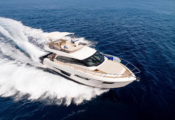 2021 Ferretti Yachts 500