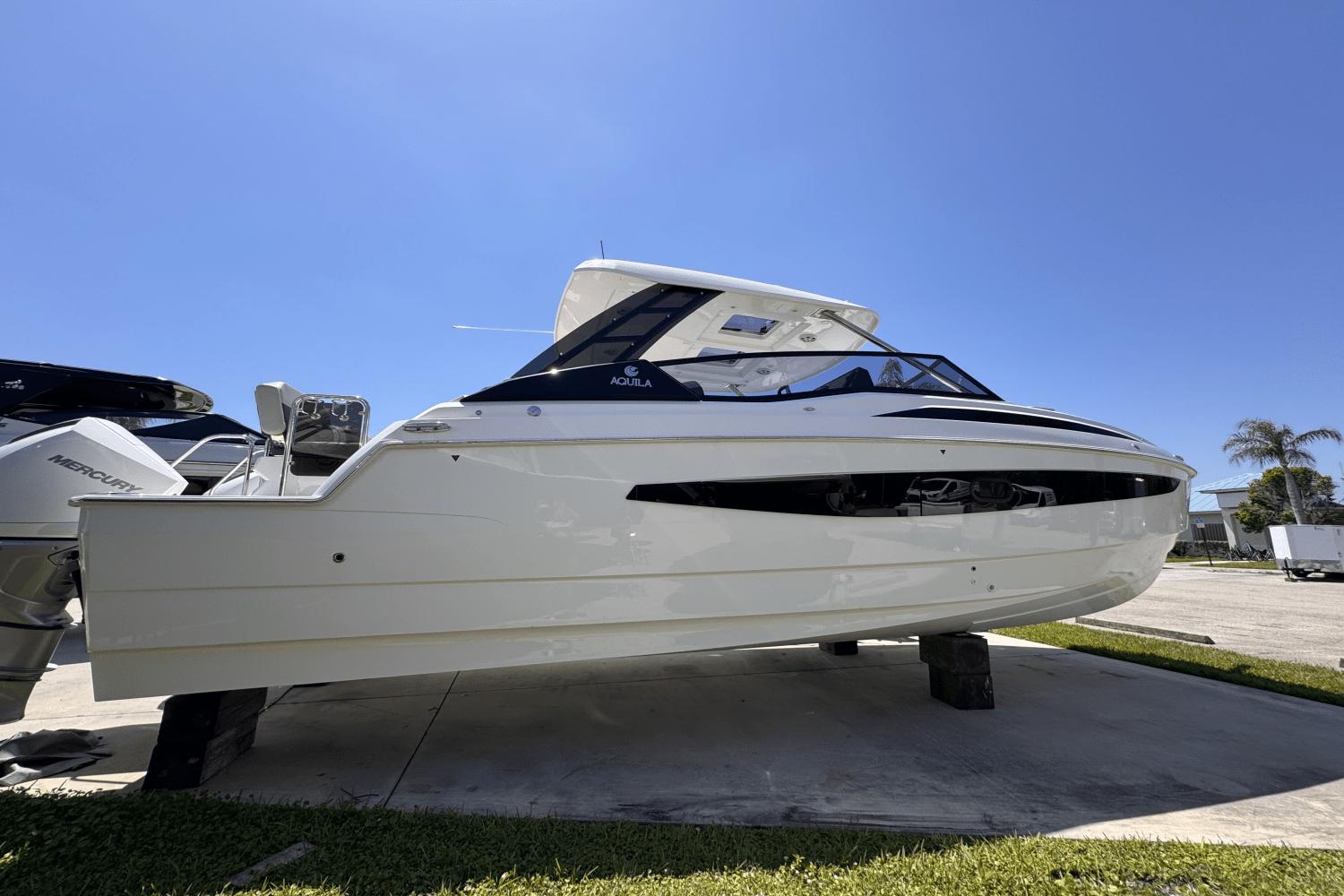 2025 Aquila 32