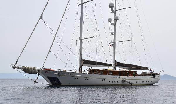 Custom Sail Yacht