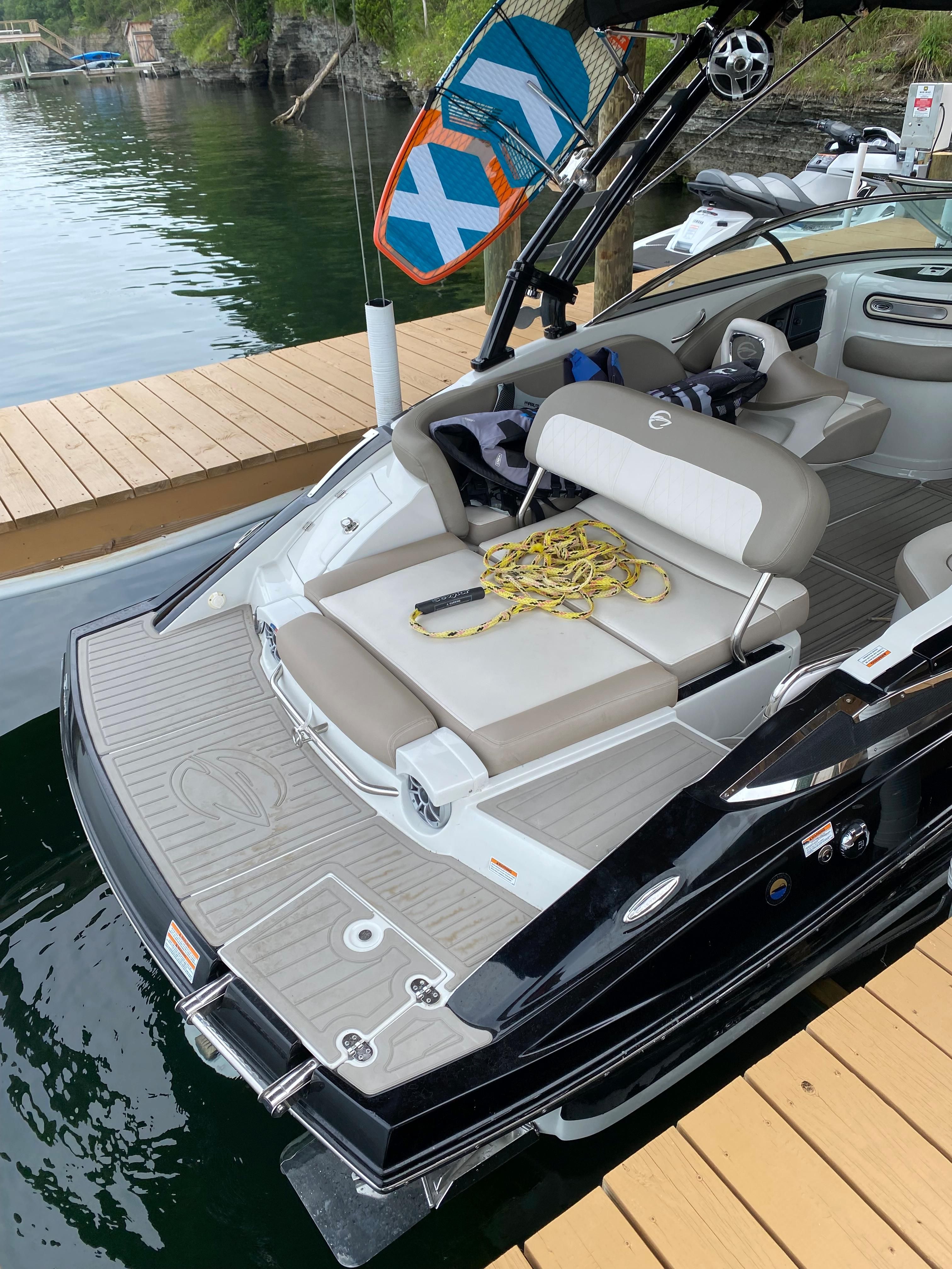 2019 Crownline Eclipse E235 SURF
