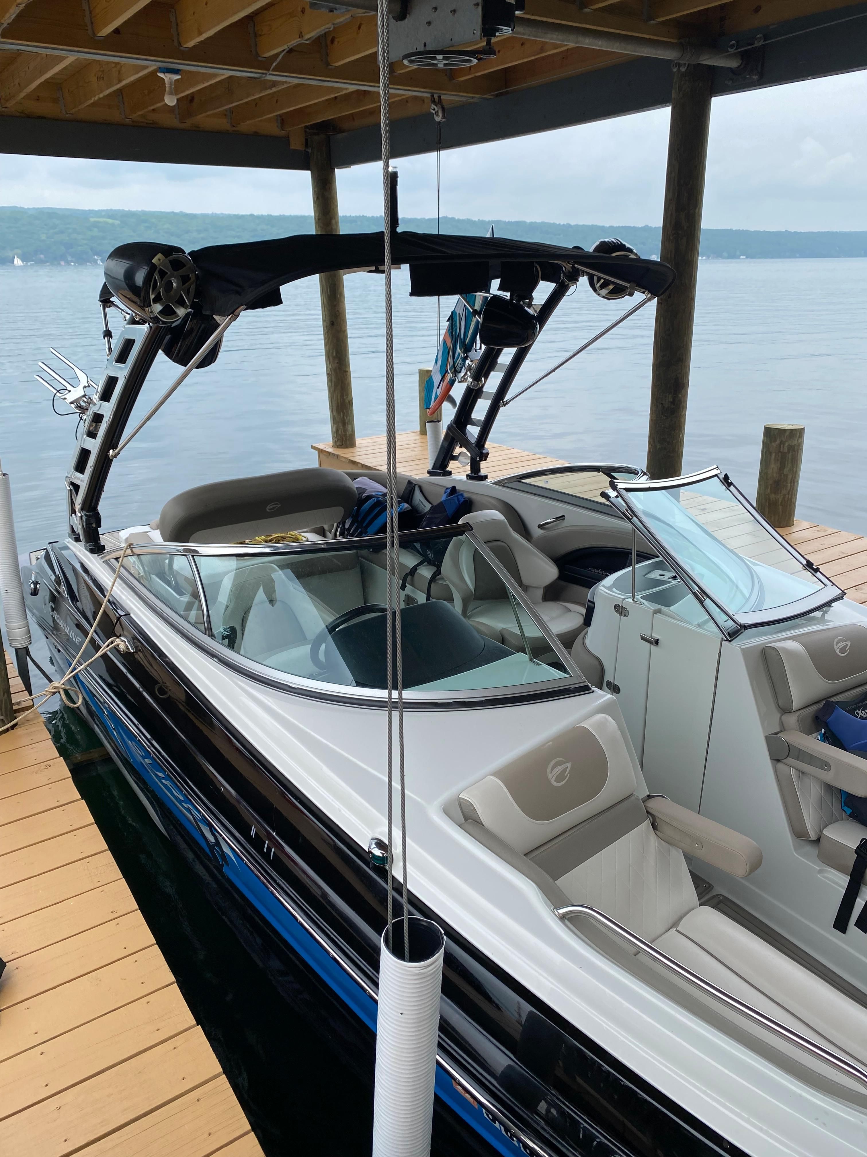 2019 Crownline Eclipse E235 SURF